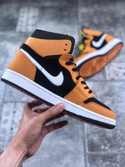 Jordan Air Jordan 1 Zoom CMFT Monarch Orange CT0978-002