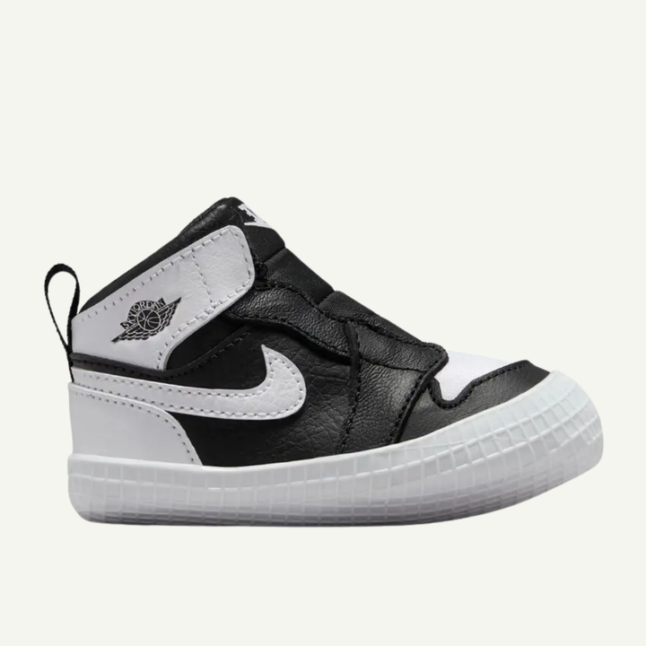 Jordan Toddler Black/White Air Jordan 1 Retro High OG CB Shoes, AT3745 010