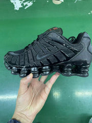 Nike Shox TL Sneakers in Black