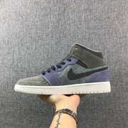 Jordan 1 Mid SE Sneakers Grey Purple 852842-203