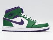 Air Jordan 1 High OG Court Purple Sneakers 555088-041