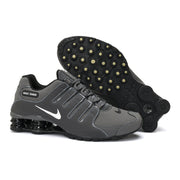 Nike Shox NZ Low-Top Sneakers