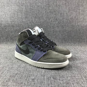 Jordan 1 Mid SE Sneakers Grey Purple 852842-203