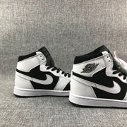 Air Jordan 1 High Black and White Sneakers 554724-113