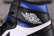 Air Jordan 1 High OG Court Purple Sneakers 555088-041