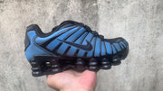 Nike Shox TL Sneakers in Black