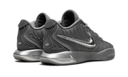 LeBron 21 "Cool Grey" HF5353 001