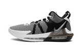 LeBron Witness VII "Metallic Silver" DM1123 100