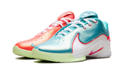 LeBron 22 "Christmas" HV5147 600